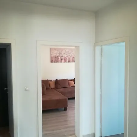 Tara's Place 3*